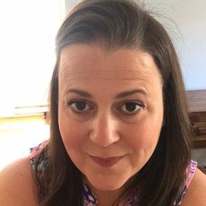 Meet your Posher, Kendra